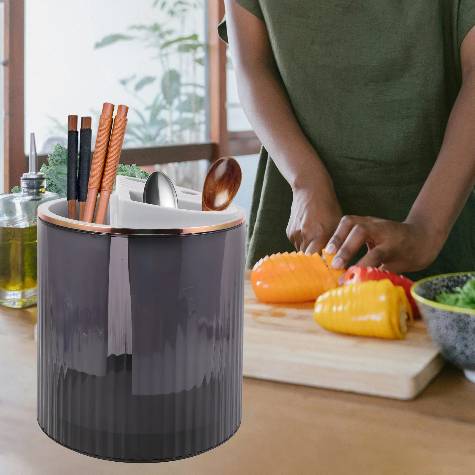 Rotating Cutter Rack Kitchen Utensil Holder with Knife Storage Chopstick Draining Stand Elegant Light Luxury Design
