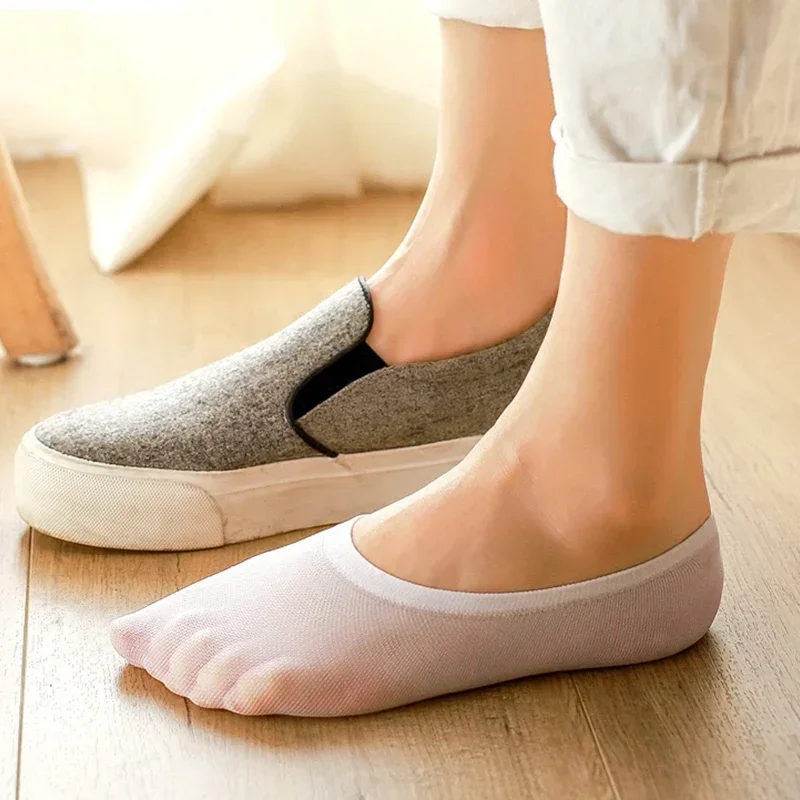 20/60pcs Non-slip Invisible Socks Slippers Seamless Ice Silk Ankle Boat Socks Summer Thin Solid Casual Breathable No Show Sock