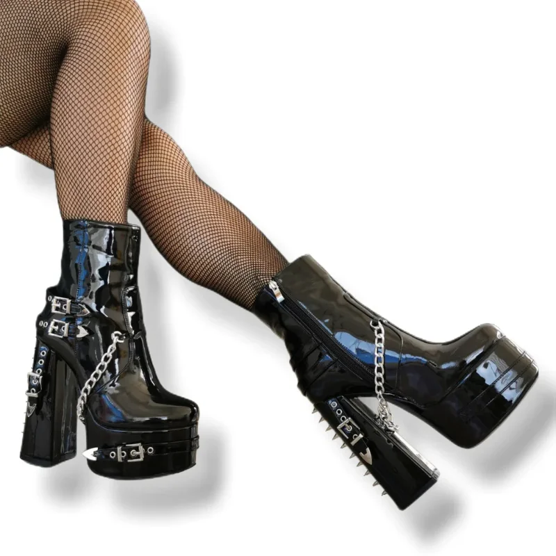 Black Rivet Side Zipper Boots Ladies Gothic Large Size 36-47 Platform Leather Buckle Chunky Heel Women Ankle Boots Zapatos Mujer