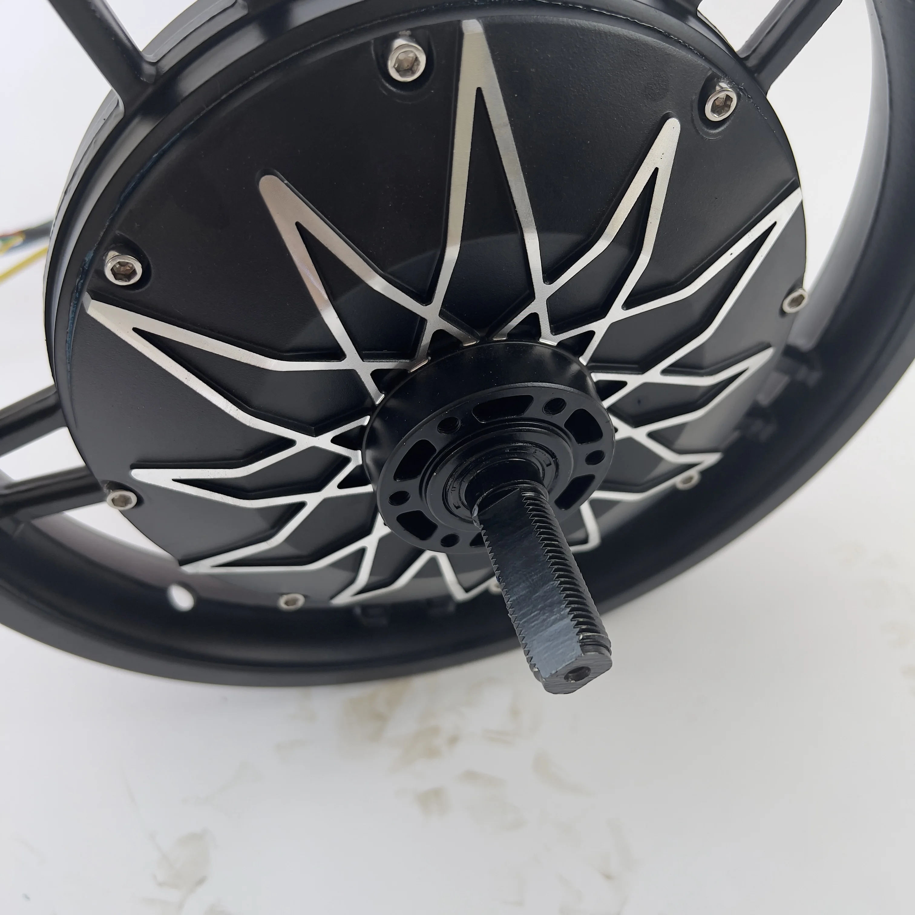 14-дюймовый мощный мотор-концентратор мощностью 5000 Вт для электрического мотоцикла, оптовая продажа, бесщеточный безредукторный мотор-концентратор для скейтборда