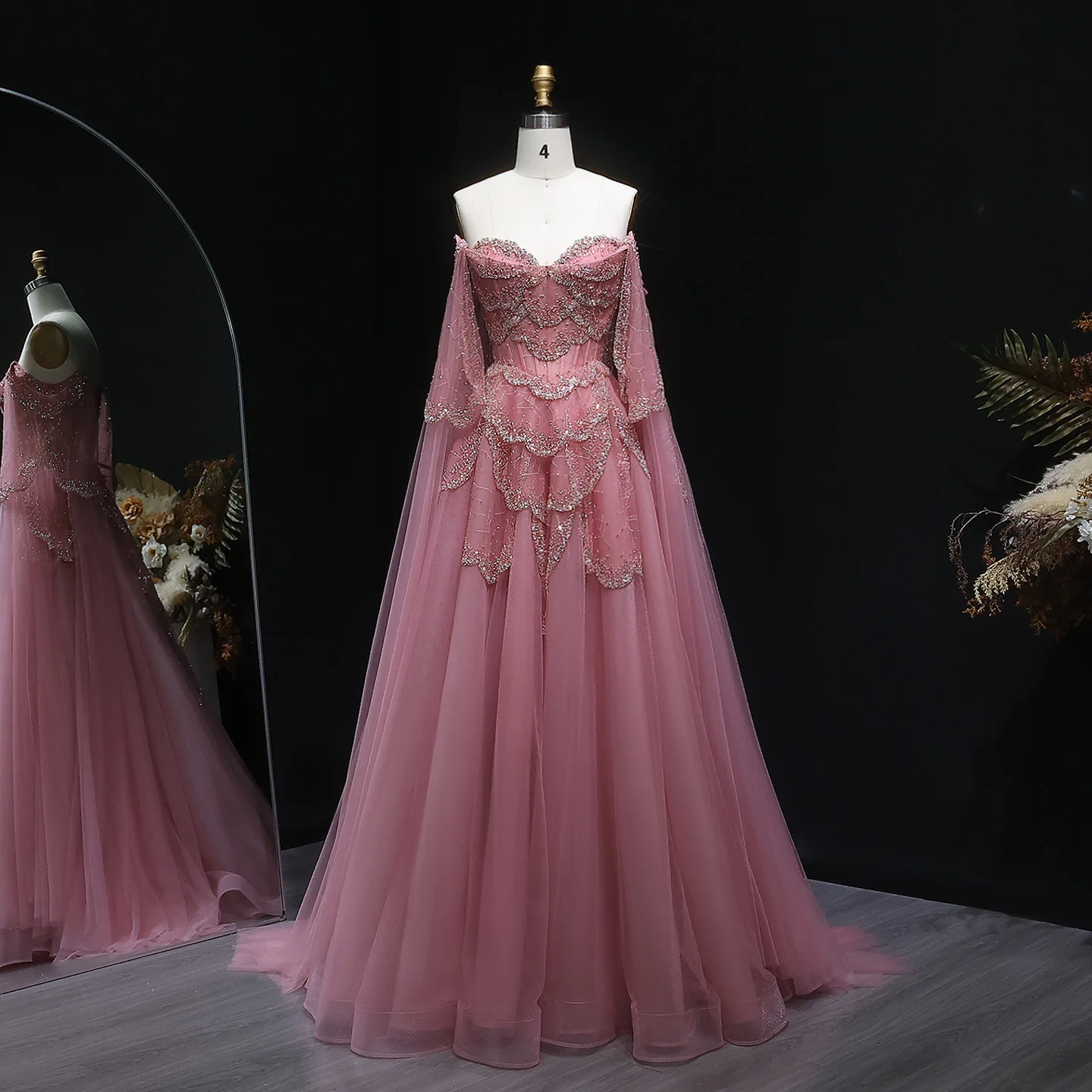 Sharon Said Luxuriöses Salbeigrünes Schulterfreies Abendkleid mit Cape-Ärmeln für Damen Hochzeitsfeier SS215 Maßanfertigung – Detail 10