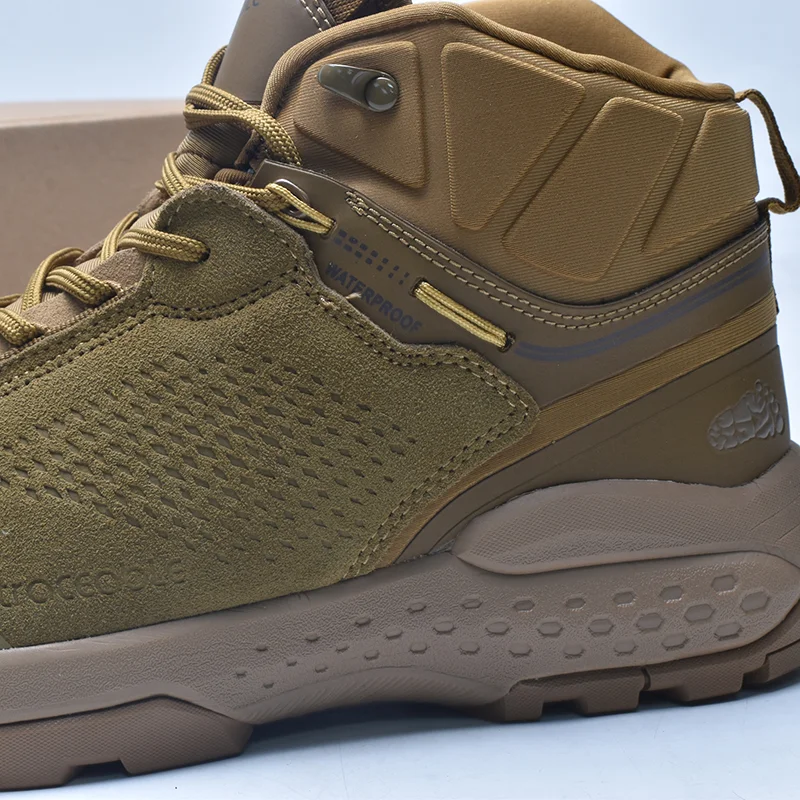 Outdoor Sneakers Breathable Hiking Shoes Large Size Men's Women's Trekking Sandals Men's Trekking Off-Road Water Sandals 36-47