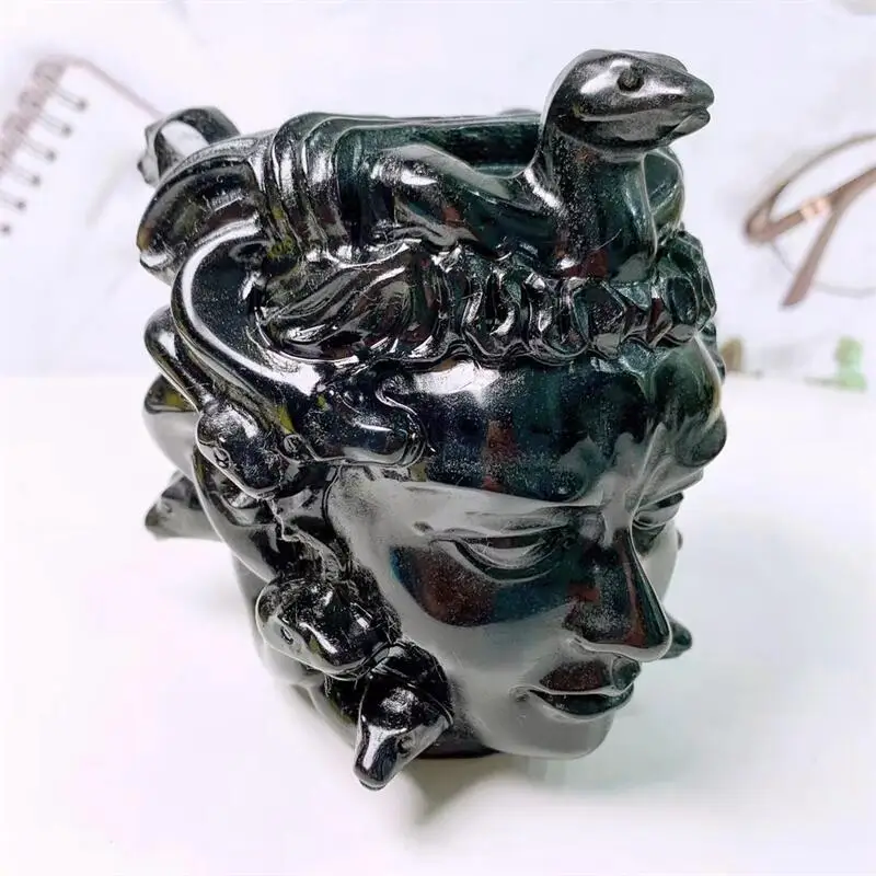 

Natural Black Obsidian Crystal Medusa Carving Polished Skull Statue Healing Reiki Gems Crafts For Wicca Decoration 1pcs