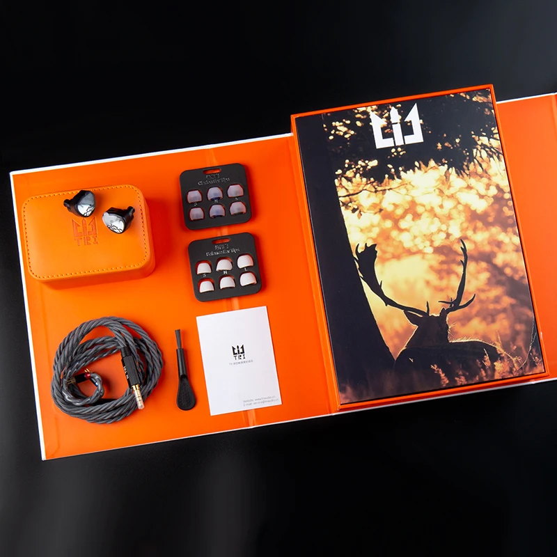 سماعات أذن سلكية HiFi إصدار محدود من TRI مع غشاء N52 مغناطيسي قوي من الكربون PET لجودة صوت فائقة