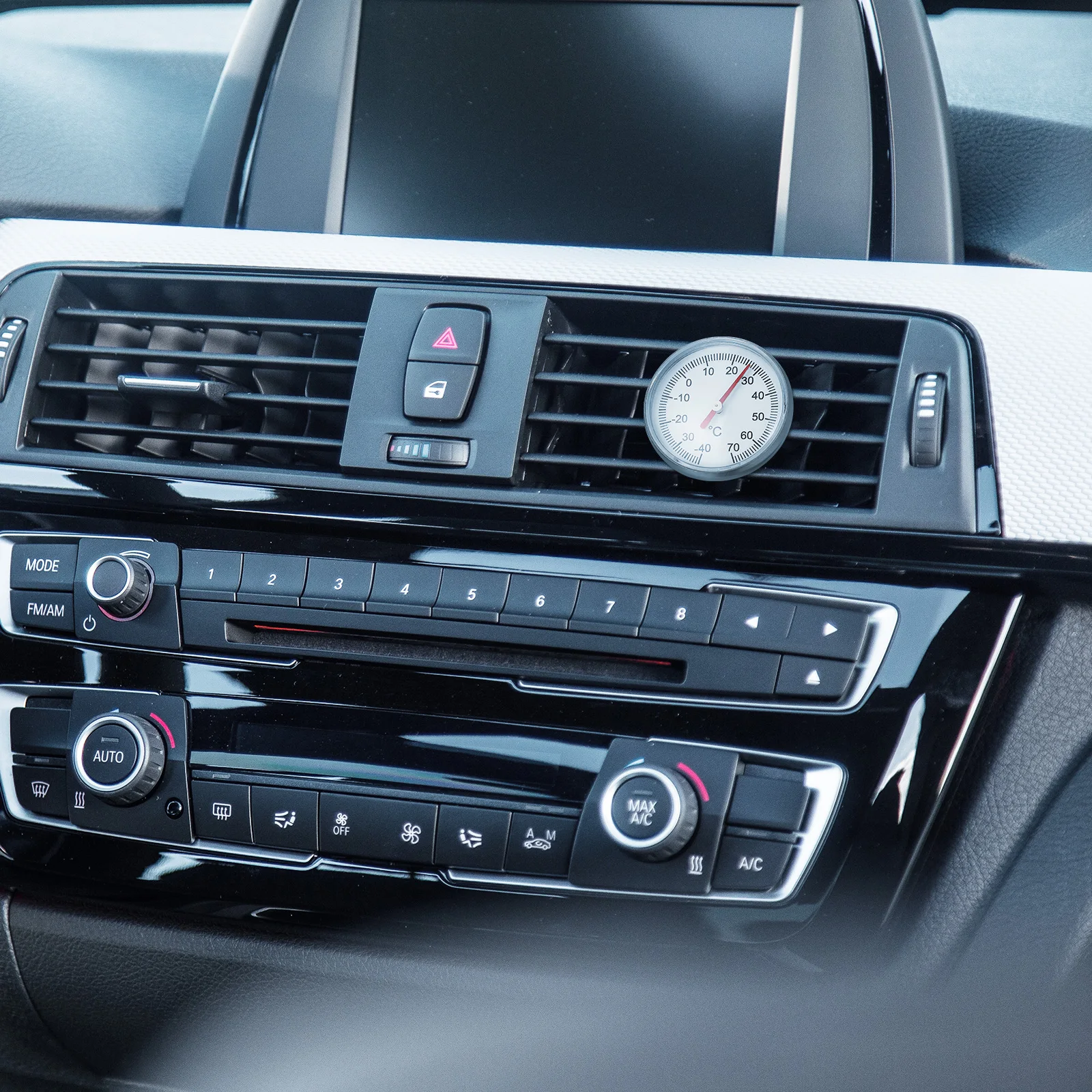 

Car Interior Decoration Clock Shape Mechanical Thermometer Car Styling Interior Accessories for Car Decoration (Red)
