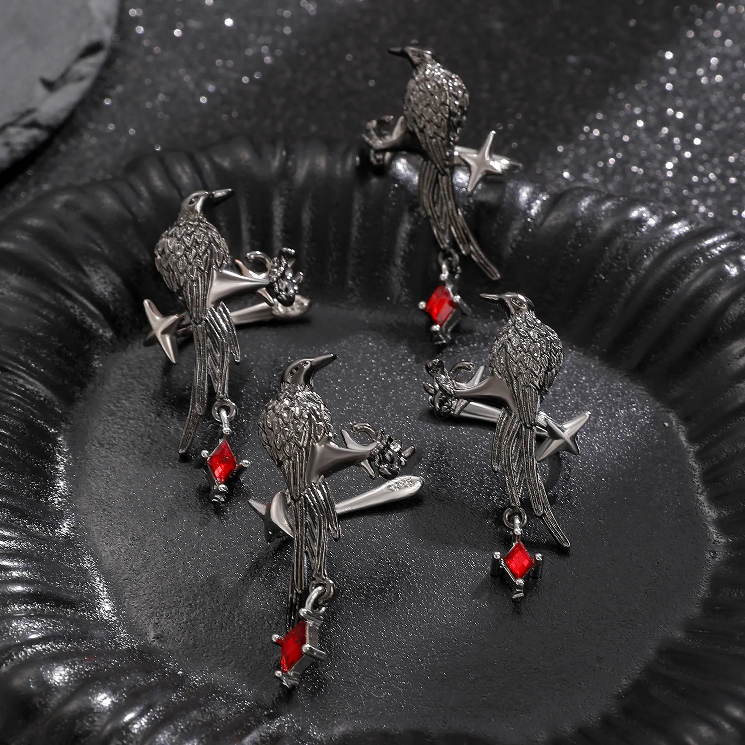 الغراب الأذن الكفة لا ثقب الأسود الغراب العظام هالوين الظلام القوطية شخصية فريدة من نوعها حلوة كول كليب الأقراط #3