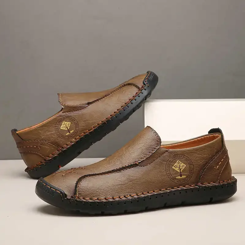 Piattaforma autunno-primavera Scarpe eleganti casual da uomo Stivali Scarpe da uomo Running Tennis Uomo Sneakers Sport Luxe Regali a basso costo