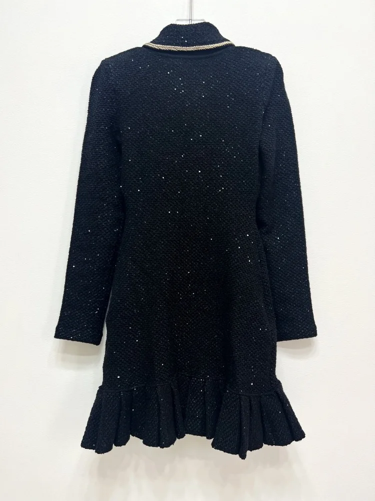 العلامة التجارية مصمم 2024 الخريف/الشتاء زر أسود محبوك فستان المرأة الصغيرة عبق نمط طويل الأكمام سترة تنورة قصيرة فساتين #5