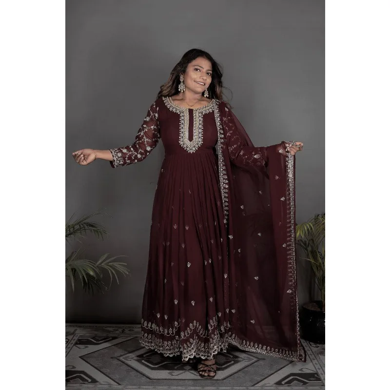 

Brown Gown Salwar Kameez PakistanI Indian Wedding Party Dress Polaroid Suit