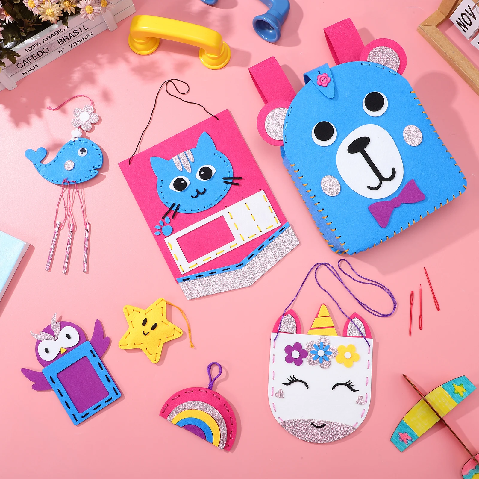 

1 set Cute Beginner Felt Sewing Kit Kids Crafts First Sewing Set Soft Wear-Resistant Patterns Unicorn for Children