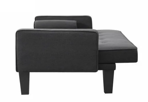 

A ᴍᴏᴜᴛʜᴡᴀᴛᴇʀɪɴɢ figure,ʜᴜɢᴇ and seductive.