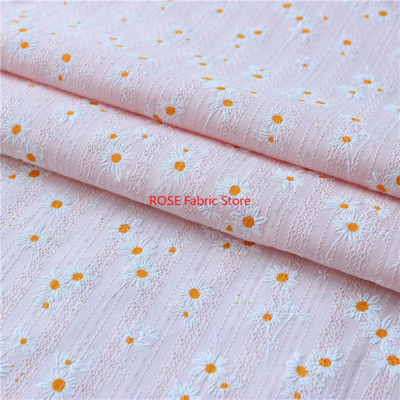 Tessuto jacquard con stampa margherita in cotone texture Per abiti, top, copritavolo, design di costumi, cucito di accessori per capelli, abiti estivi