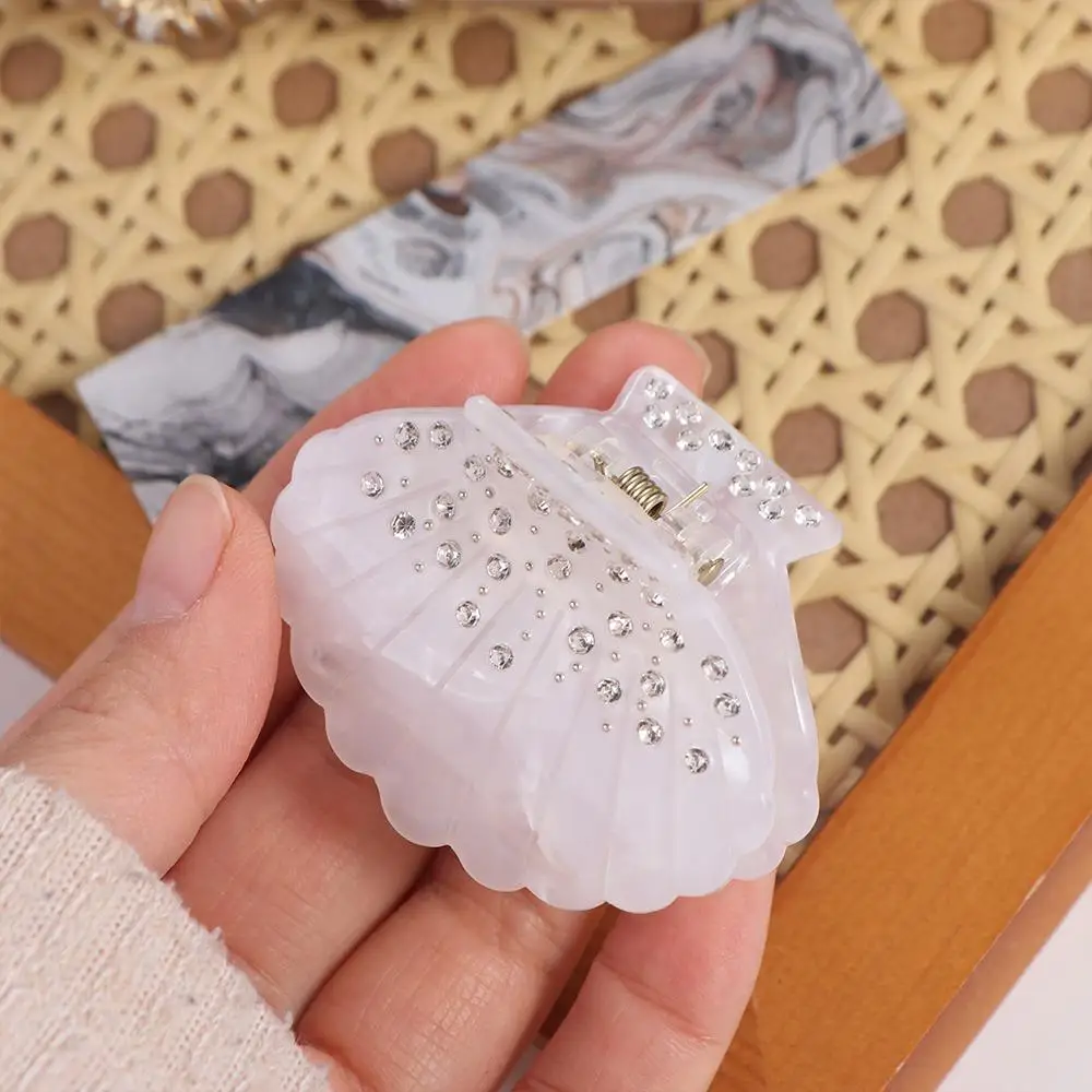 

Creative Rhonestone Shell Hair Claw Acrylic Korean Style Shell Crab Clip Hair Accessories Crab Clip Shell Shape Claw Clip Party