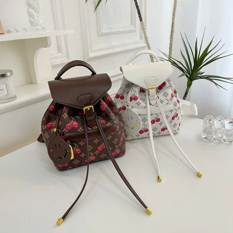 

Ladies Classic Crossbody Bag Polka Dot Pattern Retro Nostalgia Stylish For Picnics And Casual Sunday Brunches