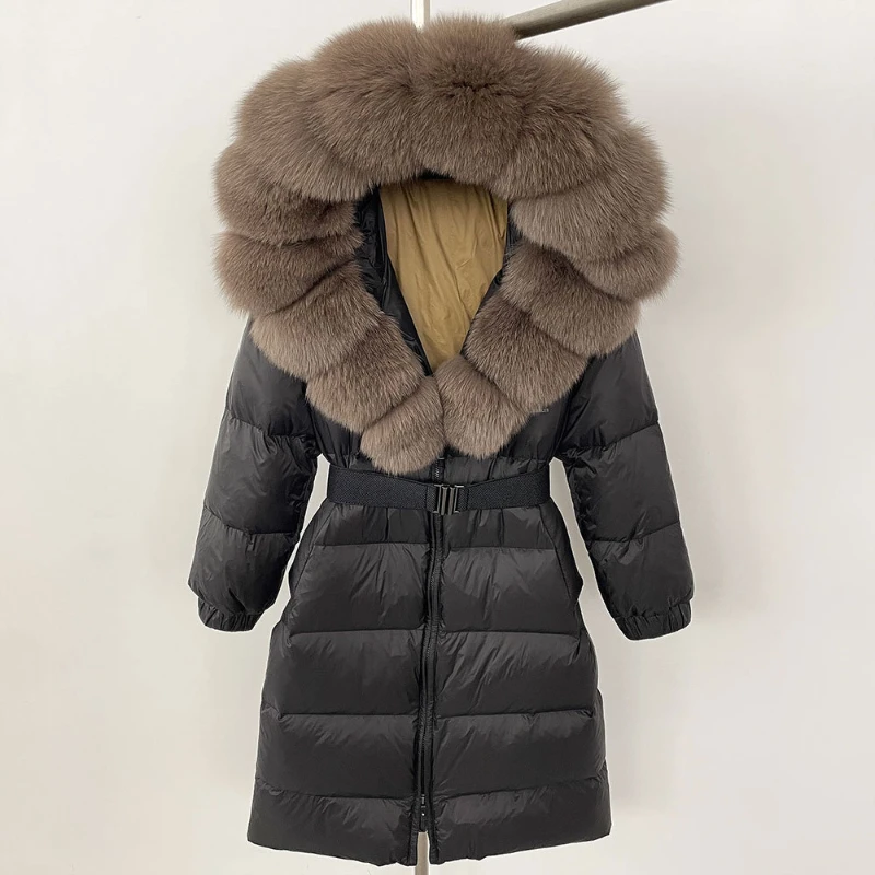 2025 nuevo abrigo de plumón de pato blanco cálido y grueso Natural 90% chaqueta larga de invierno para mujer Parka acolchada holgada con cinturón y cuello de piel de zorro grande Real