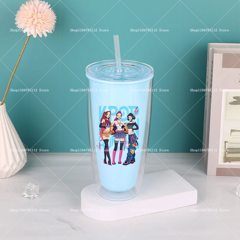 KPop Demon Hunters Tazza d'acqua Anime Trend Bollitore portatile a doppio strato con cannuccia Regalo per brocca in plastica a doppio strato per esterni di grande capacità