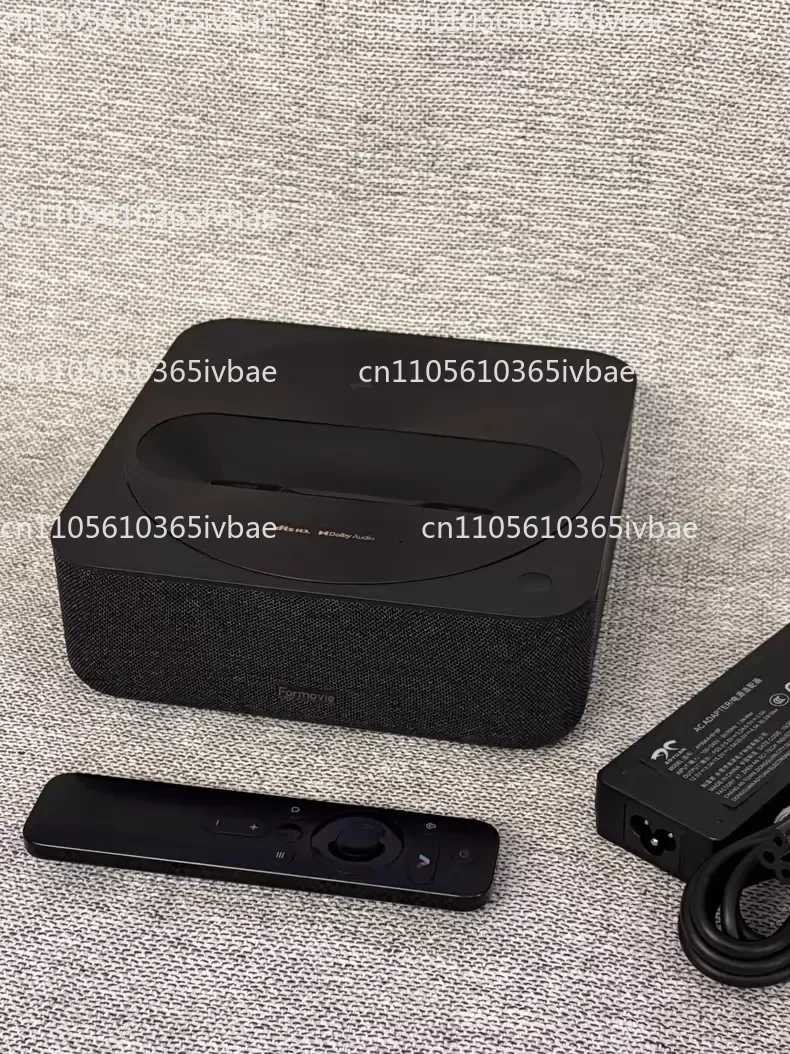 

Лазерный проектор Formovie R1nano с ультракоротким фокусом, автоматической коррекцией трапецеидальных искажений, HDMI, Bluetooth, голосовым управлением на дальнем расстоянии