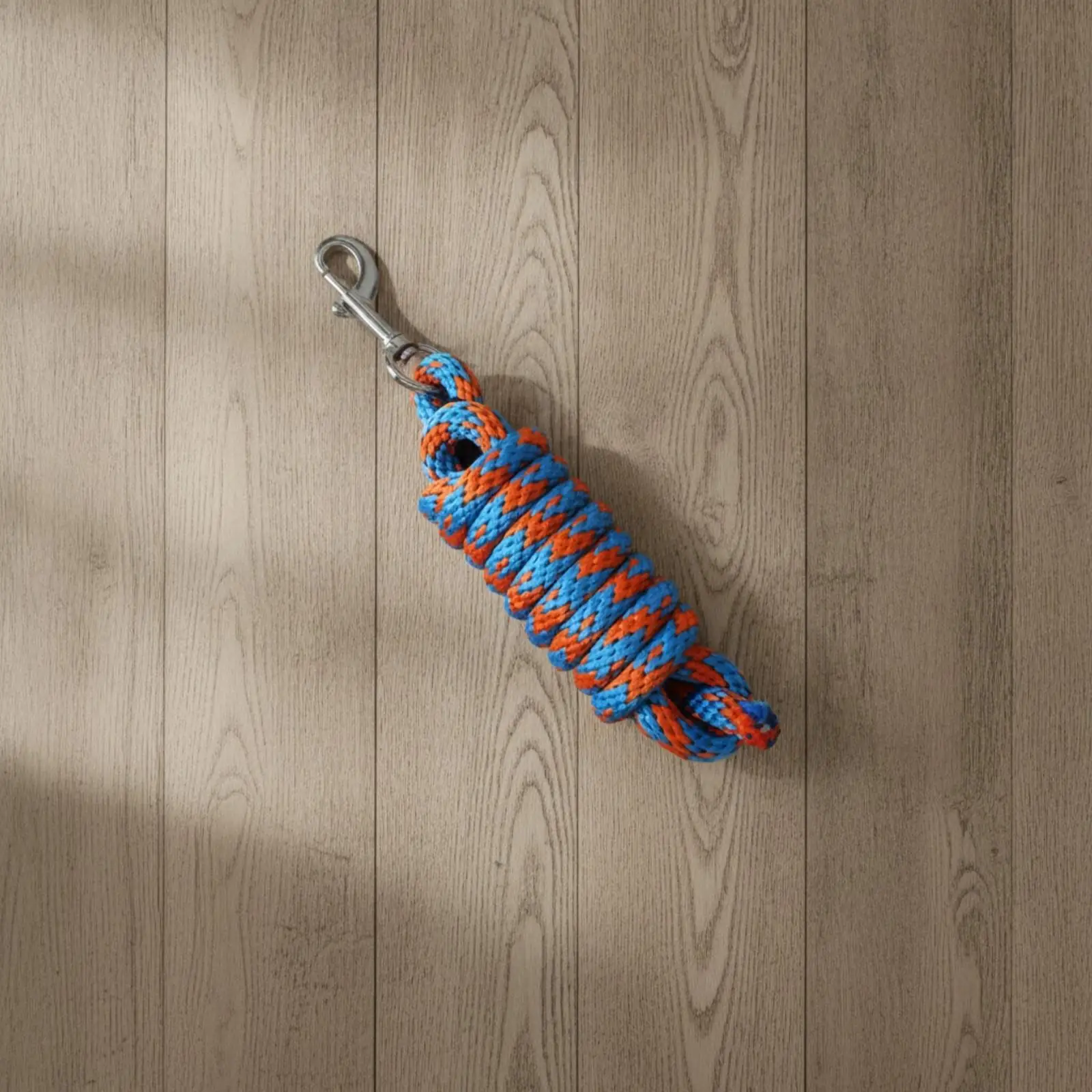 thick-braided-horse-lead-rope-for-stable-work-and-outdoor-activities-with-secure-attachment