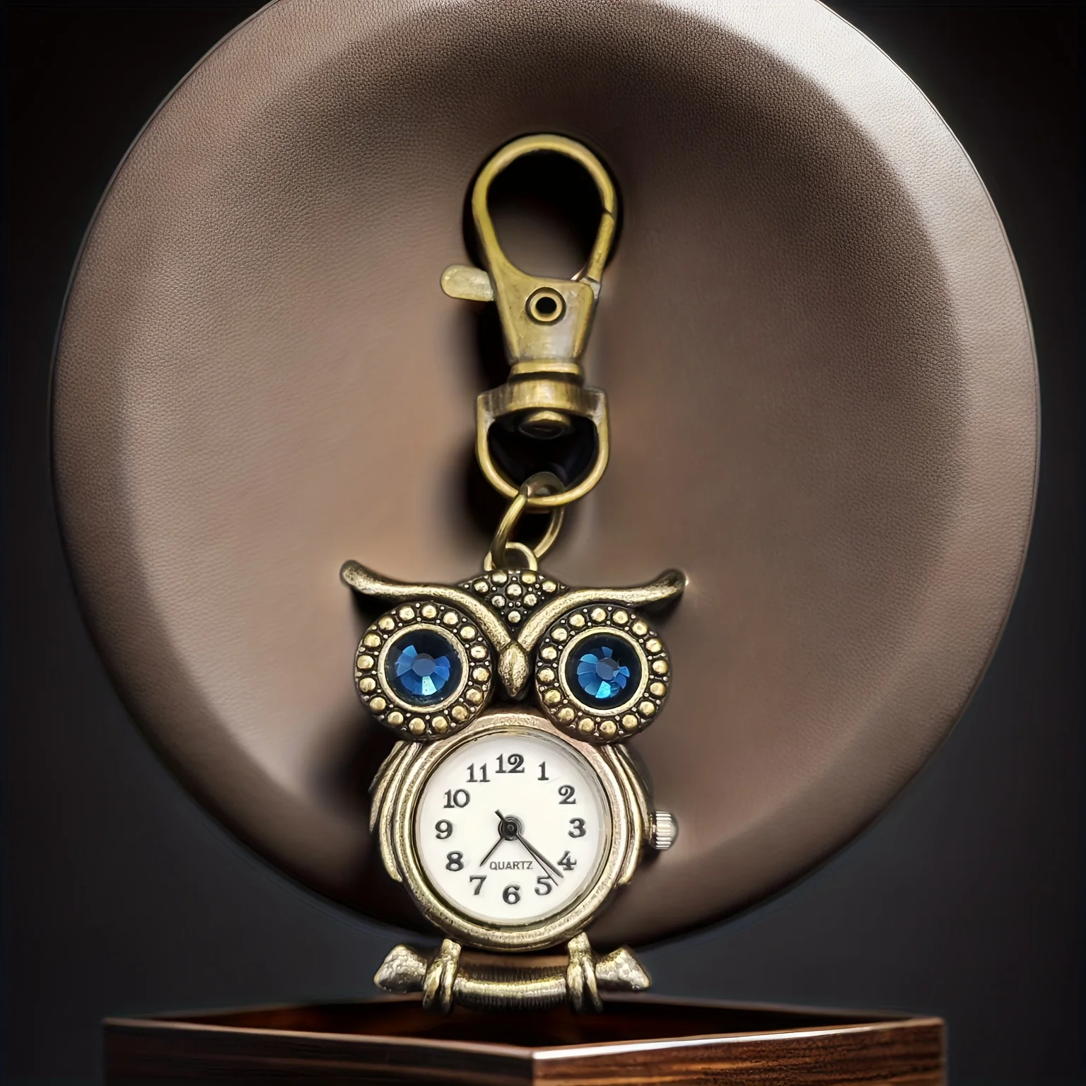 Vintage Noble Owl with Diamond Keychain Watch Hanging Watch Quartz Watch Men's and Women's Creative Gifts