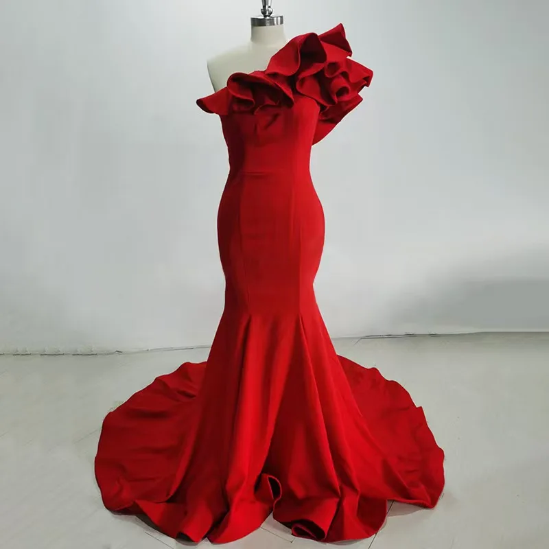 فستان سهرة حورية البحر مثير بكتف واحد مخصص مع حافة مكشكشة، فستان حفلة بطول الأرض بكتف واحد بدون ظهر، أنيق