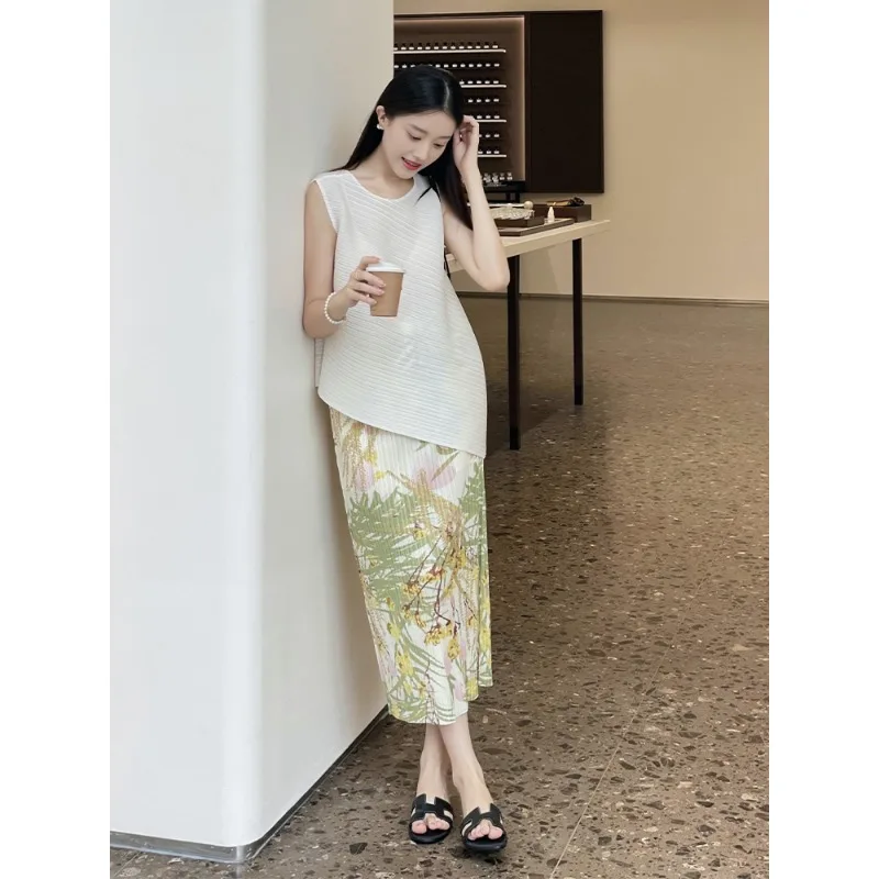 

Miyake Pleated Skirt Set 2025 Summer New Bamboo Printed Halter Dress Miyake Pleated White Sleeveless Top Set Skirt