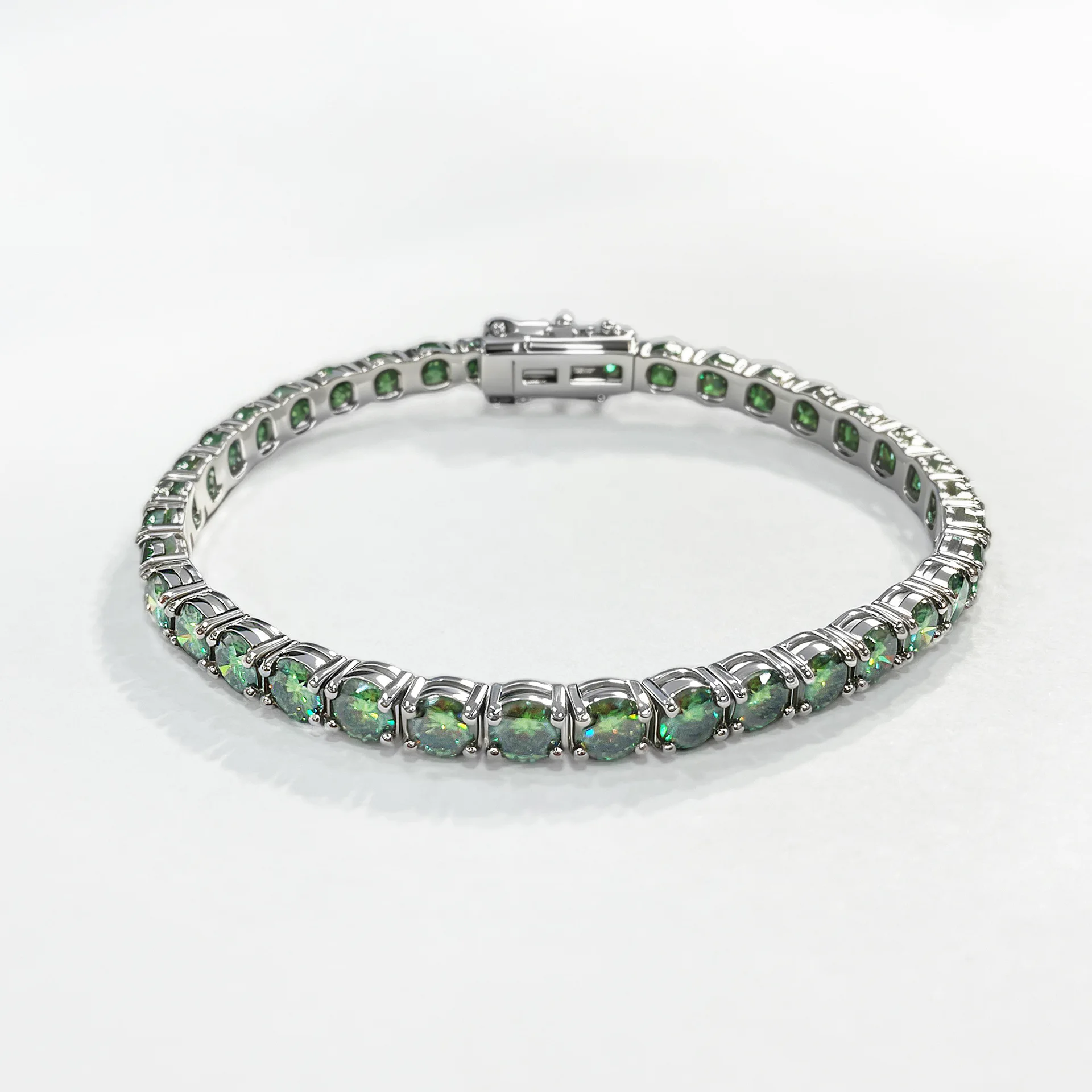 Luxury Jewelry VVS Moissanite Sterling Silver 925 Fashion Moissanite Tennis Emerald Color Chain Bracelet For Women 5