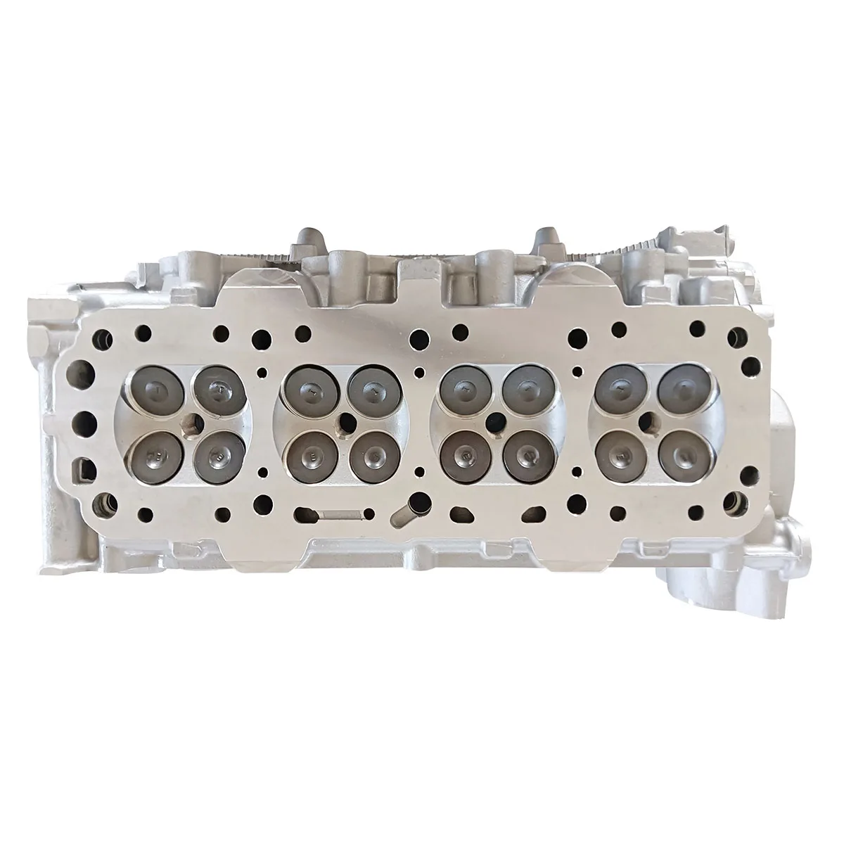 F16D3 16V Engine Parts Cylinder Head Assembly 96446922 96389035 96378691 For Chevrolet Cruze Aveo