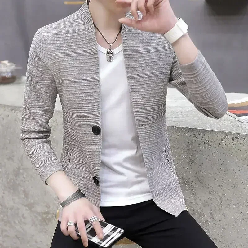 Knit Sweater Male Jacket Cardigan Men's Clothing Coat Black Smooth No Hoodie Jumpers Wool Cheap Korean Fashion 2024 Autumn A Old