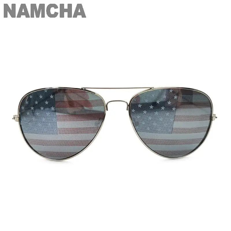 American Flag Sunglasses Men Women Holiday Eyewear USA Patriotic Party Glasses for 4th of July Independence Day 2024