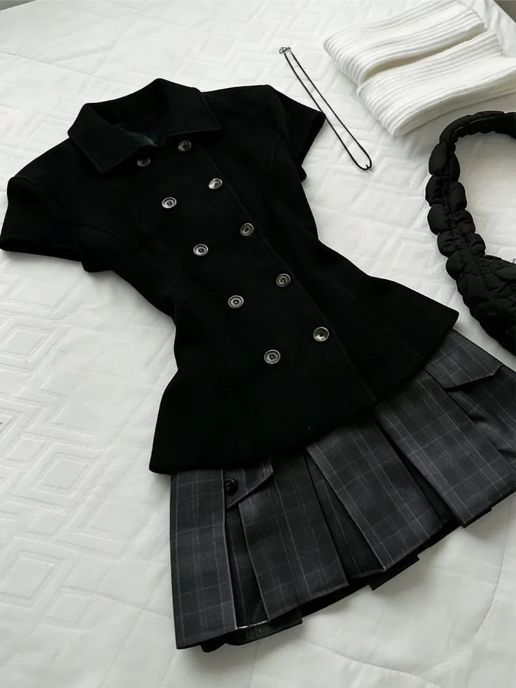 Designer Y2K Korean Fashion New Summer Black Double Breasted Polo Collar Short Sleeve Slim Fit Blouse Women Daily Club Wear Tops