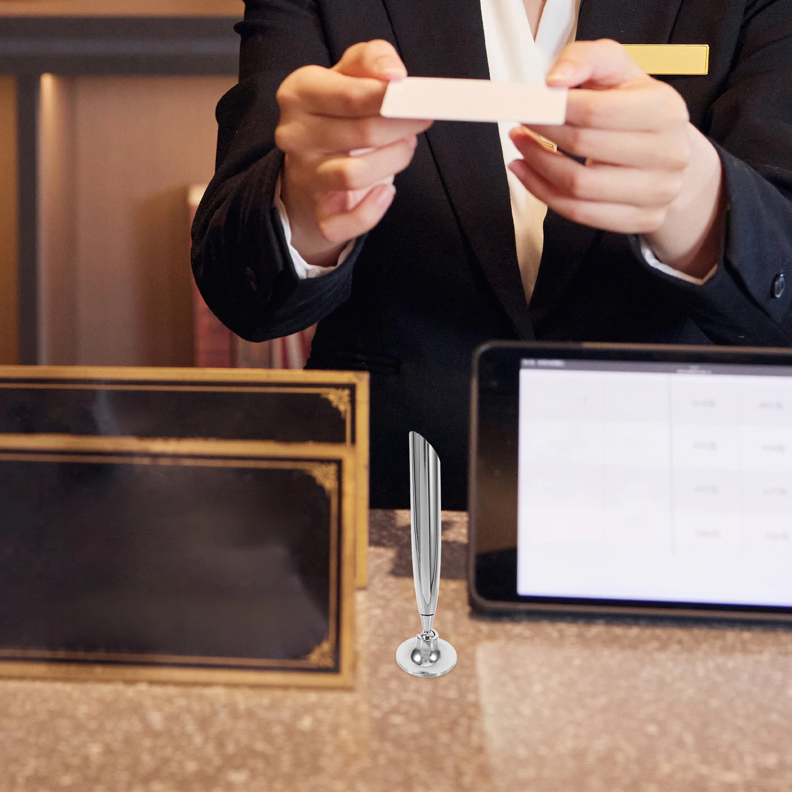 

4Pcs Metal Insertion Pen Holder Stable Base for Fountain Pens Minimalist Design Desk Organizer Metal Insertion Pen Holder