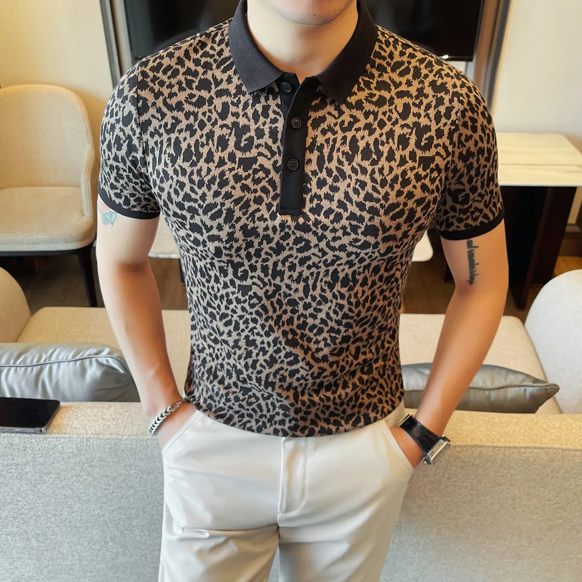 

Summer Short Sleeve T-shirts Men New Tops Leopard Design Polos Collar Streetwear T-shirt Base Tee Shirt Casual Top Mens Clothing