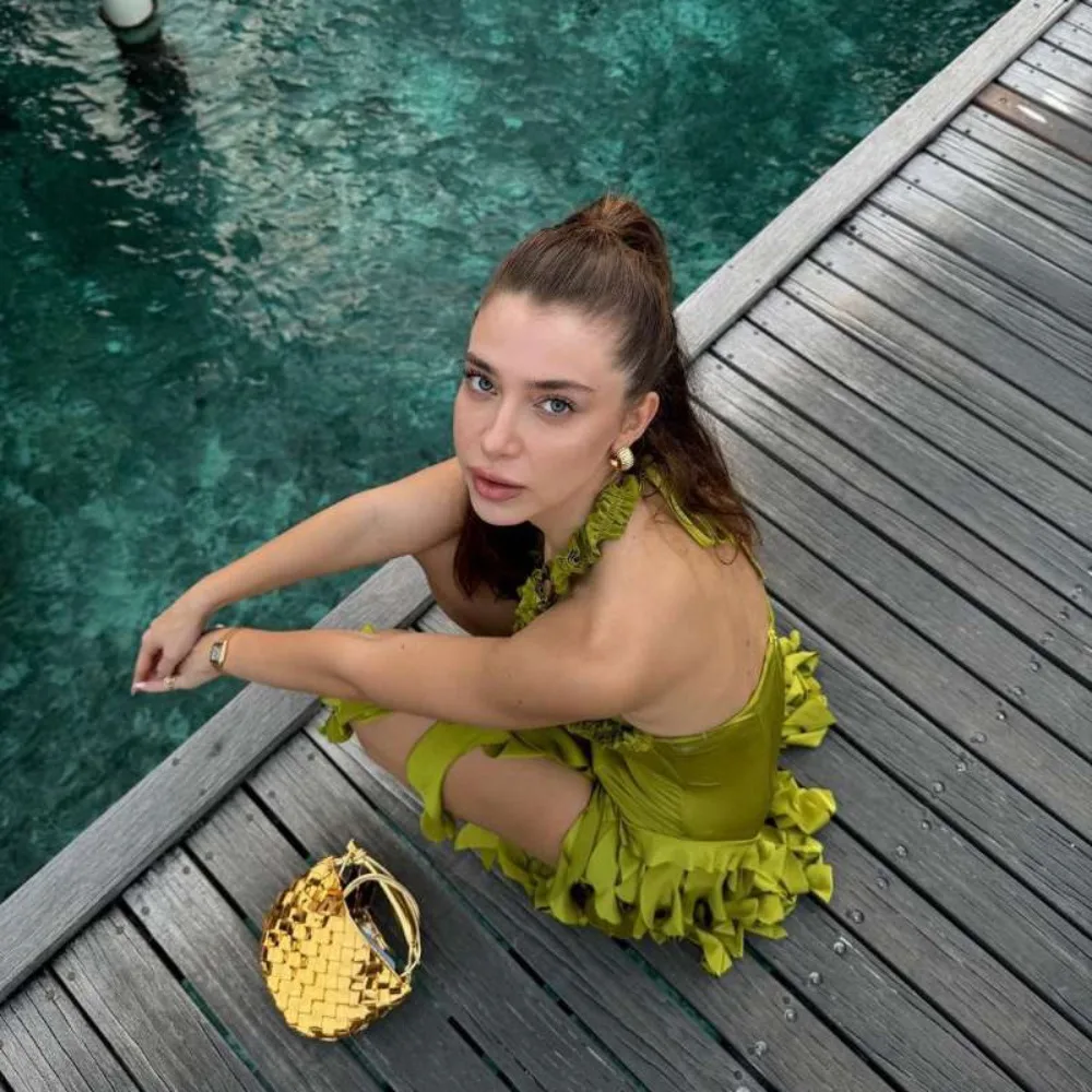 Sukienka damska seksowna bez pleców na lato 2025 - Y2K Streetwear Sukienka midi bodycon na ramiączkach na wieczorne wyjście, imprezę w klubie nocnym