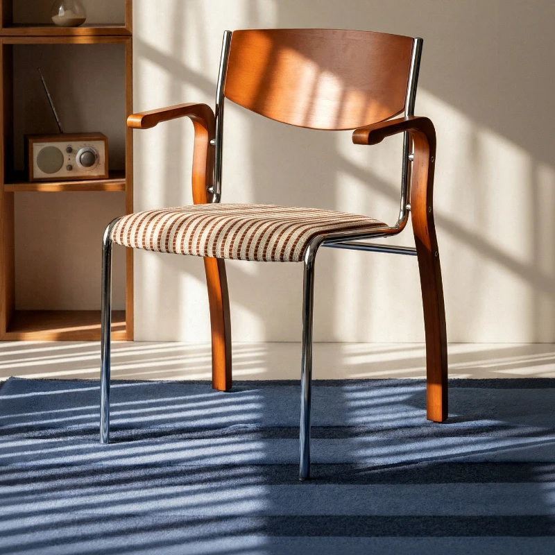 

Medieval solid wood back chair dining chair household Bauhaus retro single chair light luxury high sense