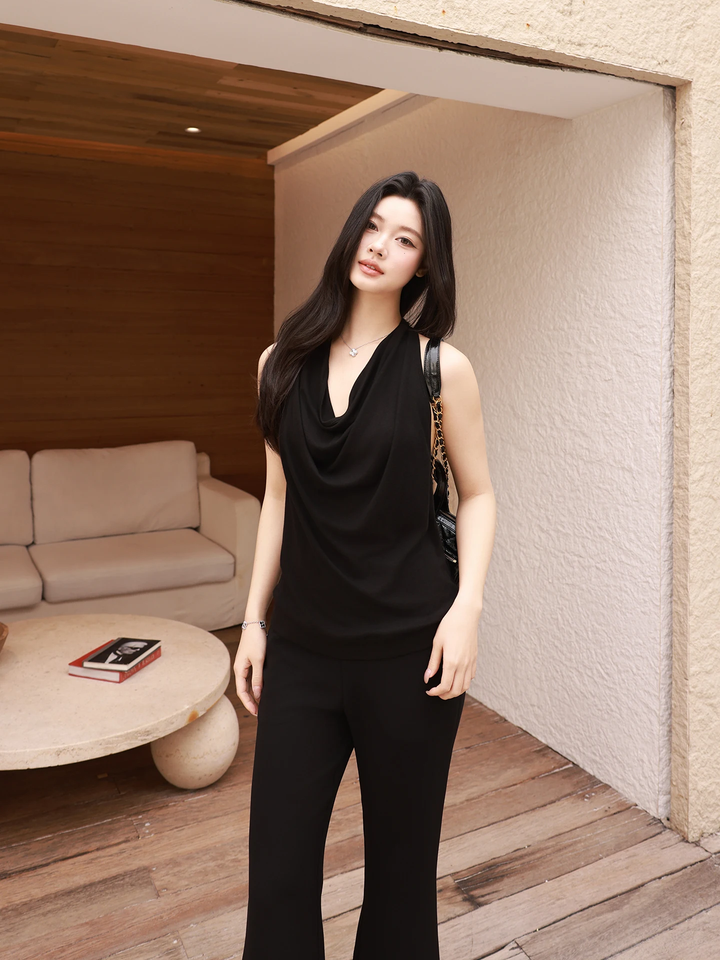 

Me Women's Wool Blend Backless Neckline Top Fashionable Versatile T-Shirt Breathable Loose Fit Short Sleeve Spring Wear