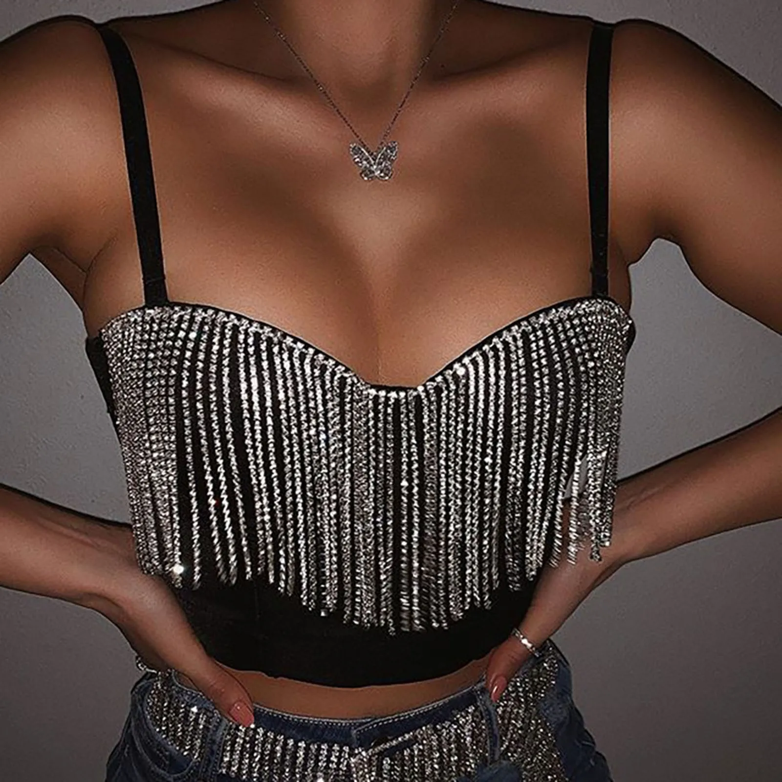 

Women's Crop Top Suspenders in Solid Color with Bright Diamond Tassel Wrapped Chest Splicing Tank Top Women Fashion Clothing