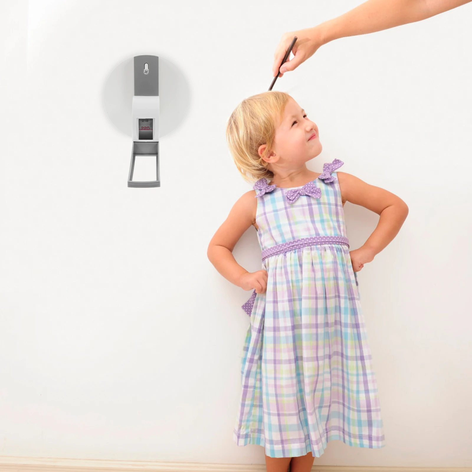 

Retractable Mounted Measuring Device 2.2M For Kids Adults High Precision Measurement Tool Wall Plate Space Saving Height Gauge