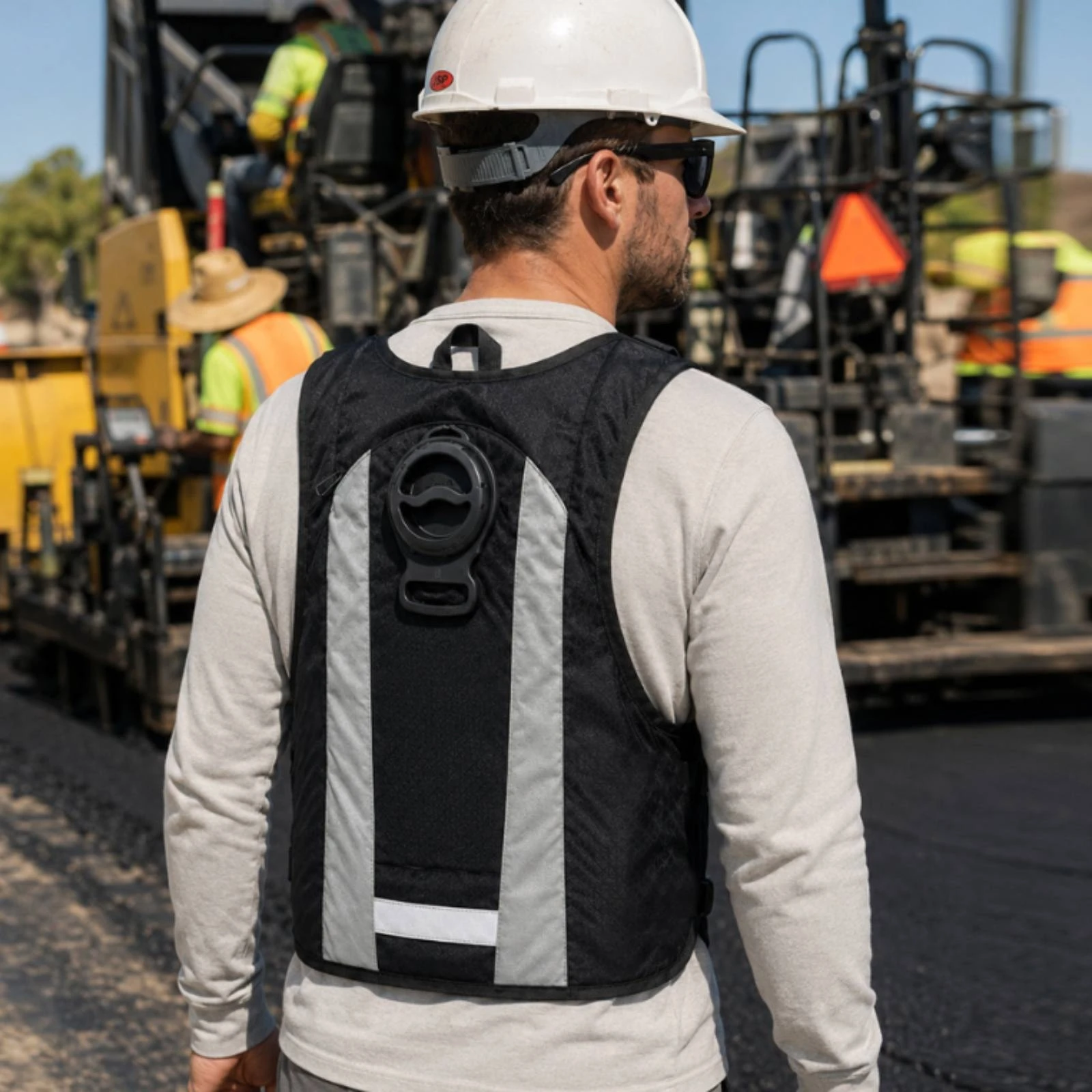 Water-Cooling Vest Reusable Cooling Vest Apparel Slim-Fitting Breathable for Outdoor Workers, Summer Activities