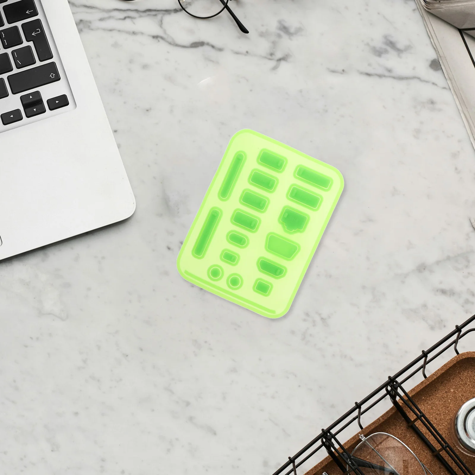 

3Sets Universal Laptop Dustproof Plugs Silicone Port Covers USB Audio Port Protector Laptop Plug Caps