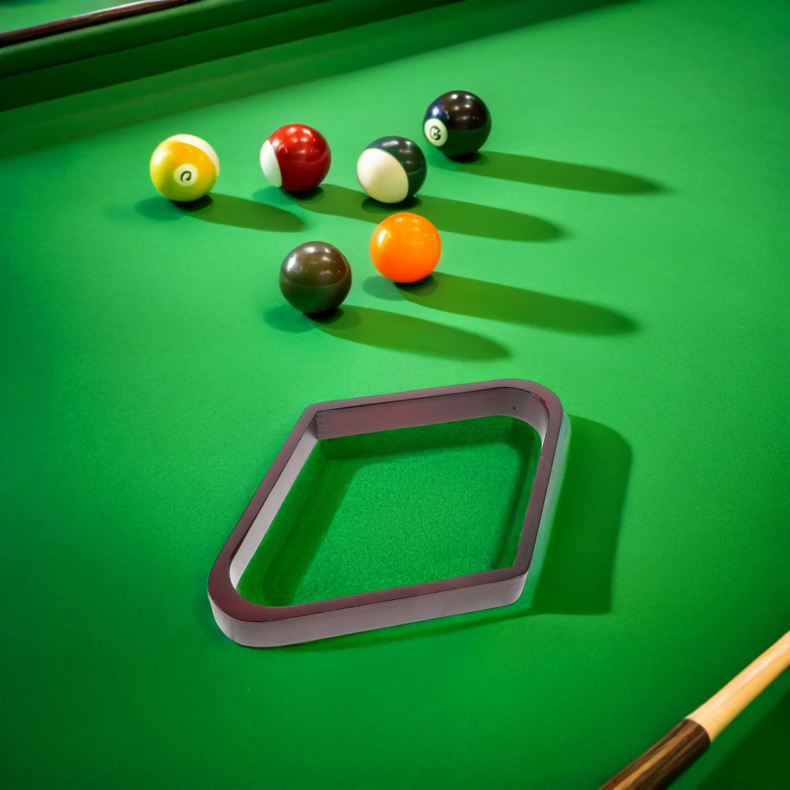 

Комплект из 2-х треугольных подставок для бильярдных шаров из массива дерева, аксессуары для бильярдного стола, принадлежности для игры в снукер