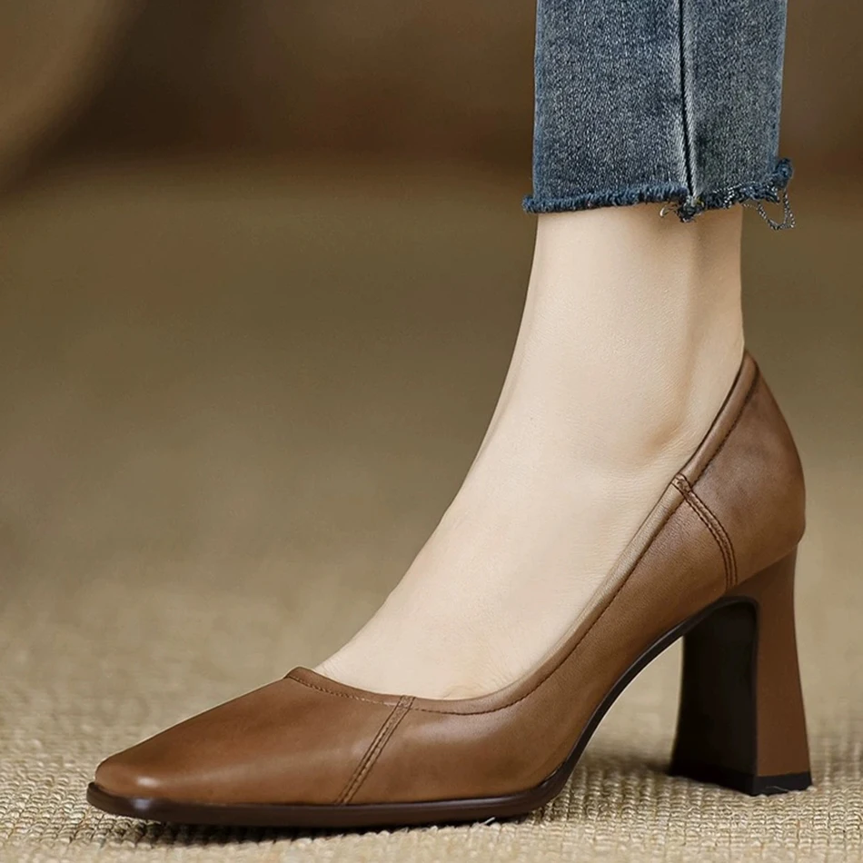 retro-shallow-toed-single-shoes-square-toed-work-shoes-that-won't-tire-your-feet-and-chunk-heeled-women's-shoes