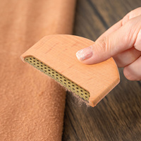 2 Pcs Lint Remover Reusable Brush Pet Hair Cleaner Clothes Fuzz Shaver Portable Wood Manual Tool For Sweaters Carpets Car