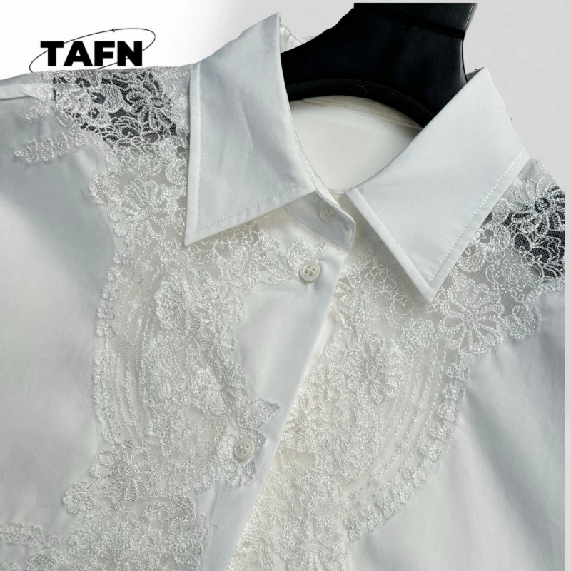 بسيطة من الدرجة العالية أنيقة طية صدر السترة الدانتيل الملمس المتقدم طباعة الحياة البرية الطبيعة ورسومات الحيوانات |   لعشاق الطبيعة AE0311