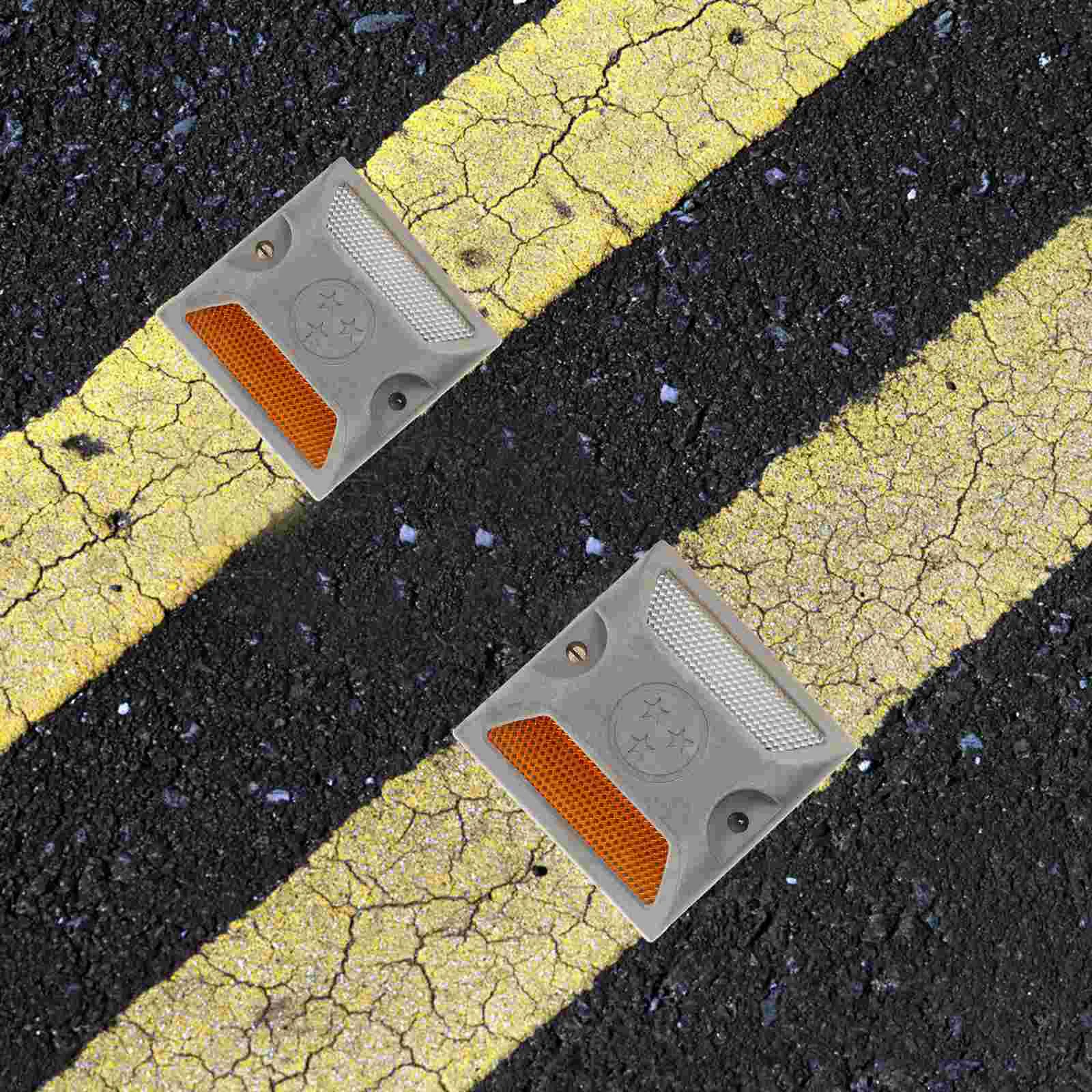 2 Pcs Road Stud Lights Driveway Marker Emergency Reflector Reflective 1000X1000X750CM Pavement Markers Reflectors