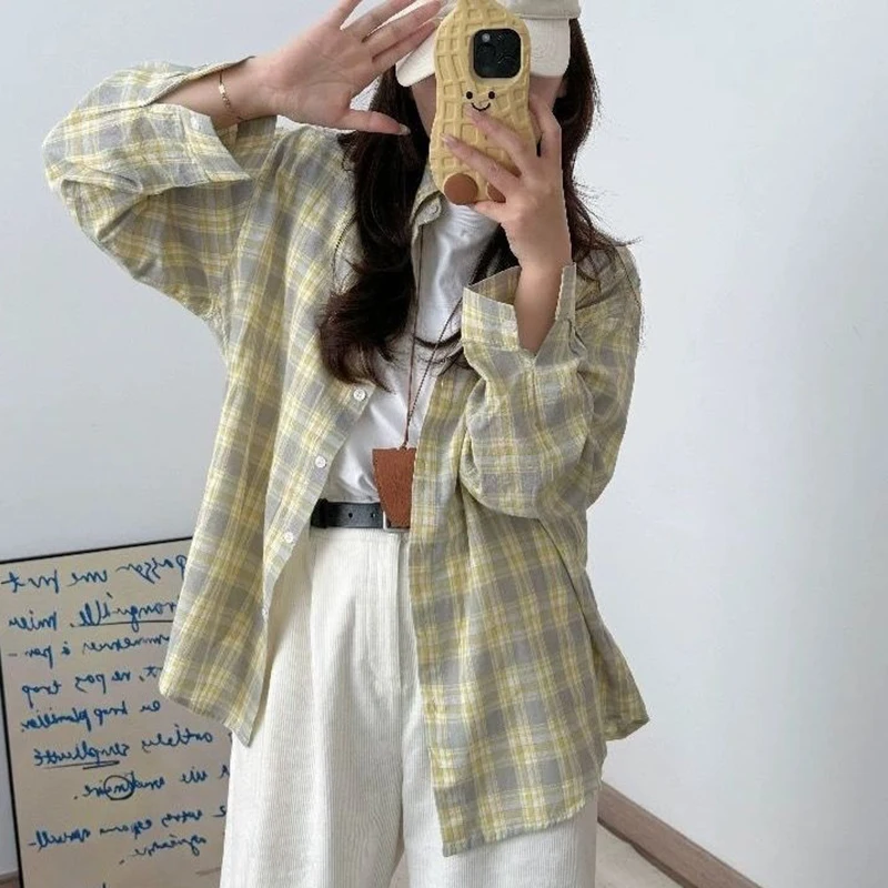 

2026 Vinatge Plaid Shirts for Women Korean Fashion Loose Long Sleeve Blouse Woman Oversize Turn Down Collar Shirt Coats Female