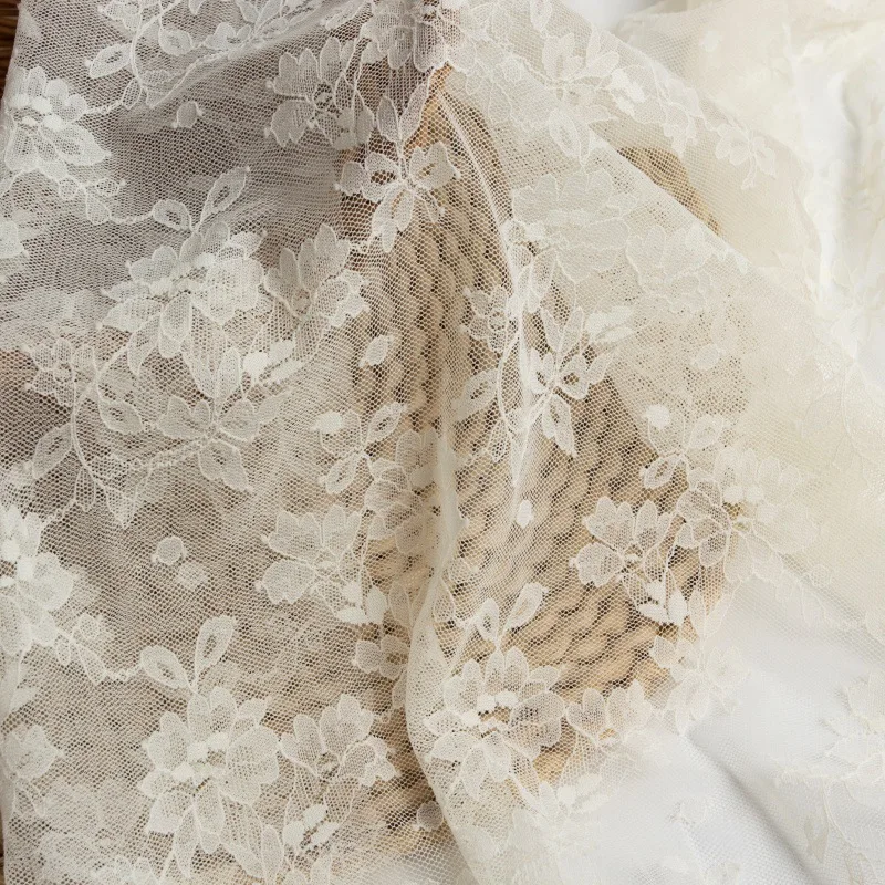 

Новейшая мягкая тонкая фатиновая кружевная ткань с вышивкой, жаккардовая эластичная сетчатая ткань для свадебных платьев, ткань для домашнего декора от кутюр