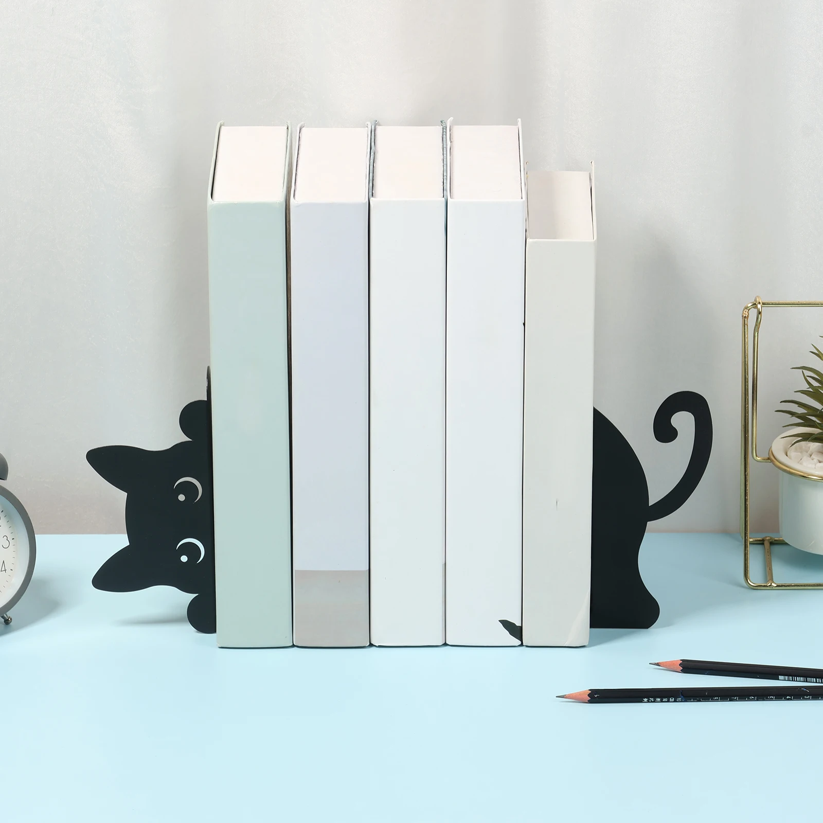 2pcs Black Cat Bookend Metal Creative Peeping Cat Design Bookends for Bookshelf Shelf, Home, Study Room, School Bookends