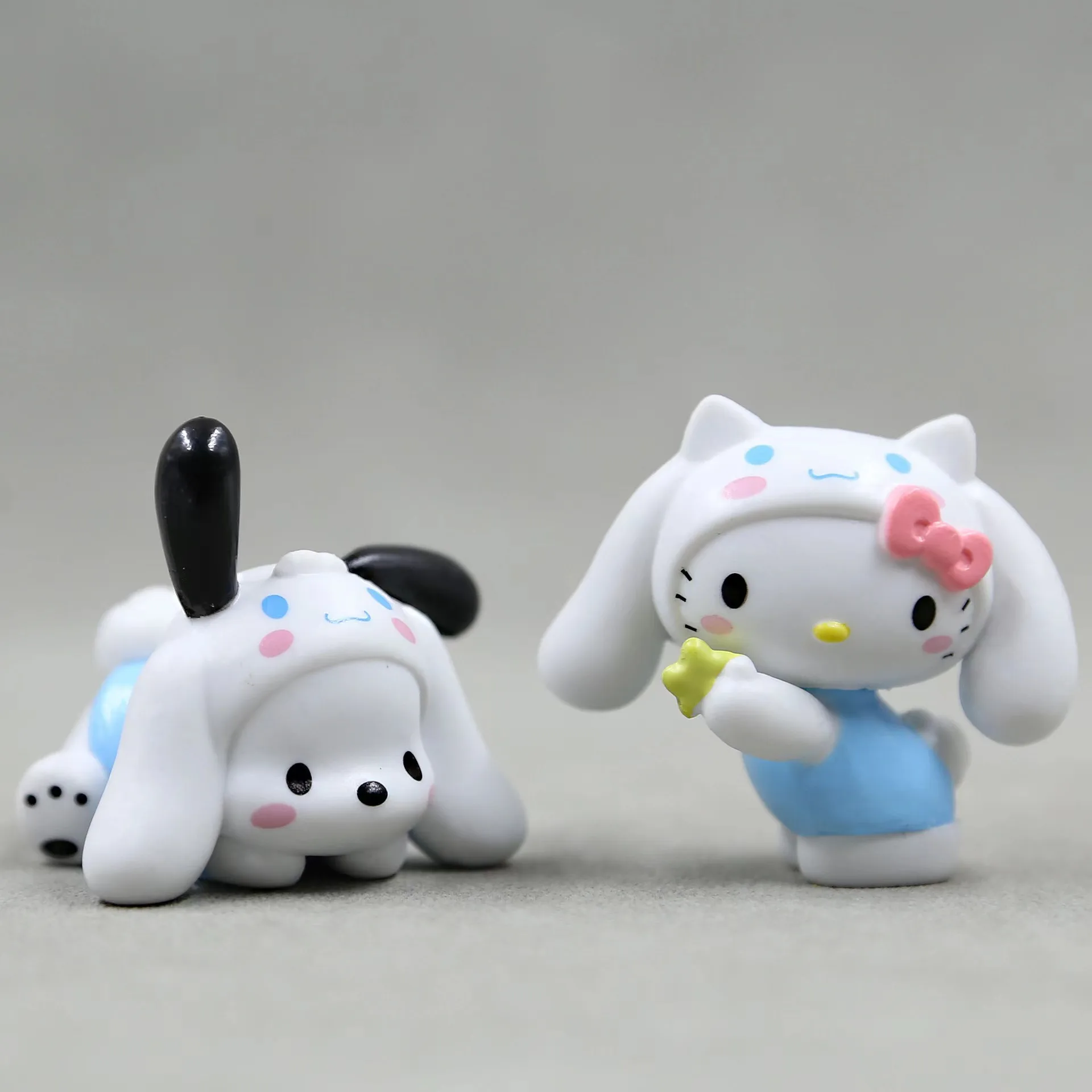 5pcs Kawaii Pochacco desktop ornament toys.Cute doll PVC material is not easy to oxidize and discolor.Cake decoration.small gift