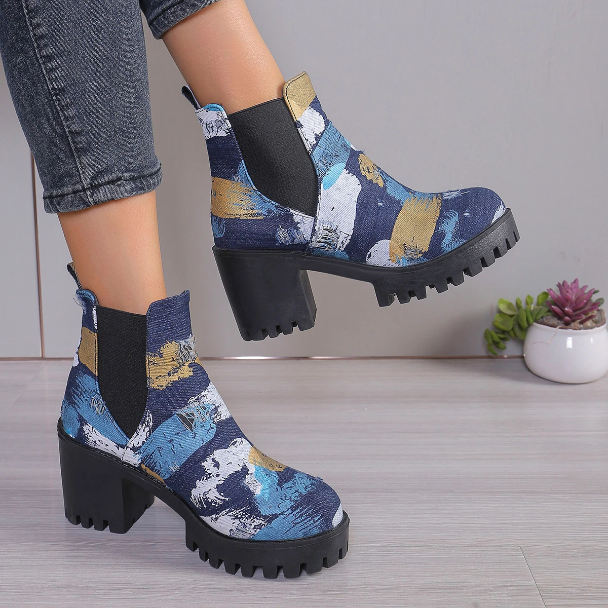 2024 Thick Heel Ankle Boots Women\'s Snake Pattern Printed Chelsea Boots Women\'s Fashion Luxury Spring and Autumn Ankle Boots