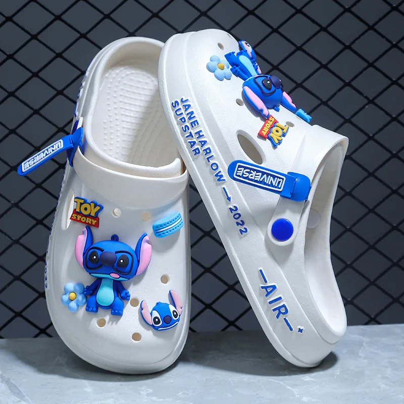Nuevas zapatillas con cabeza de la serie Stitch de dibujos animados para parejas, zapatos informales súper ligeros, antideslizantes y versátiles, regalos para hombres y mujeres